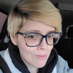 Meet your Posher, Kristen